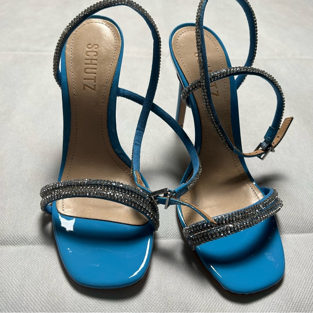 Schutz Altima Glam in a blue turquoise wrap around sandal heel NWOB size 7B